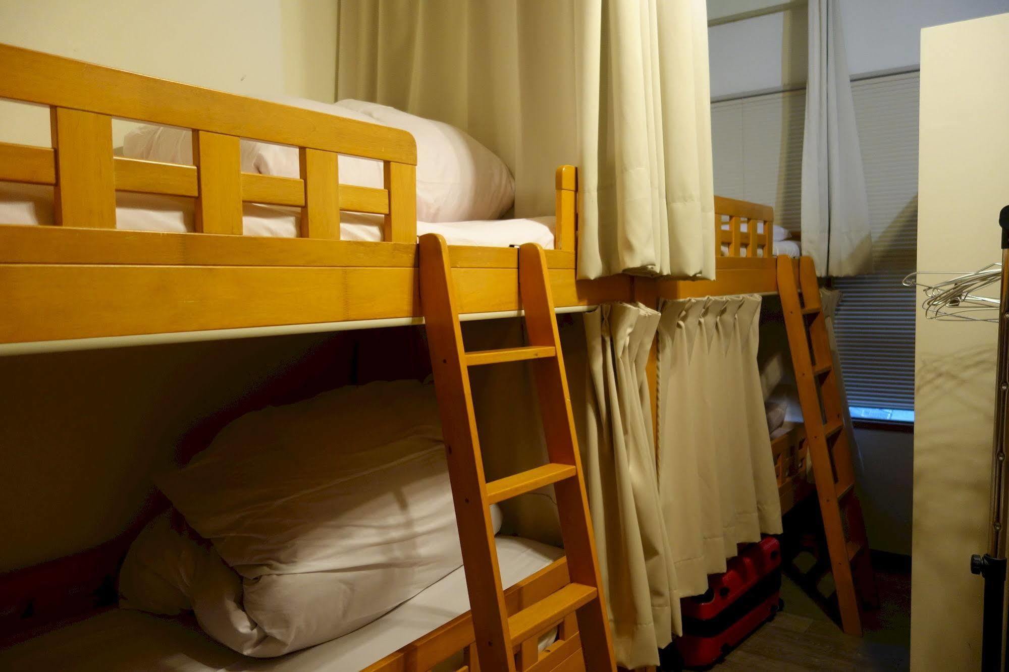 Guesthouse Akicafe Inn Хиросима Экстерьер фото