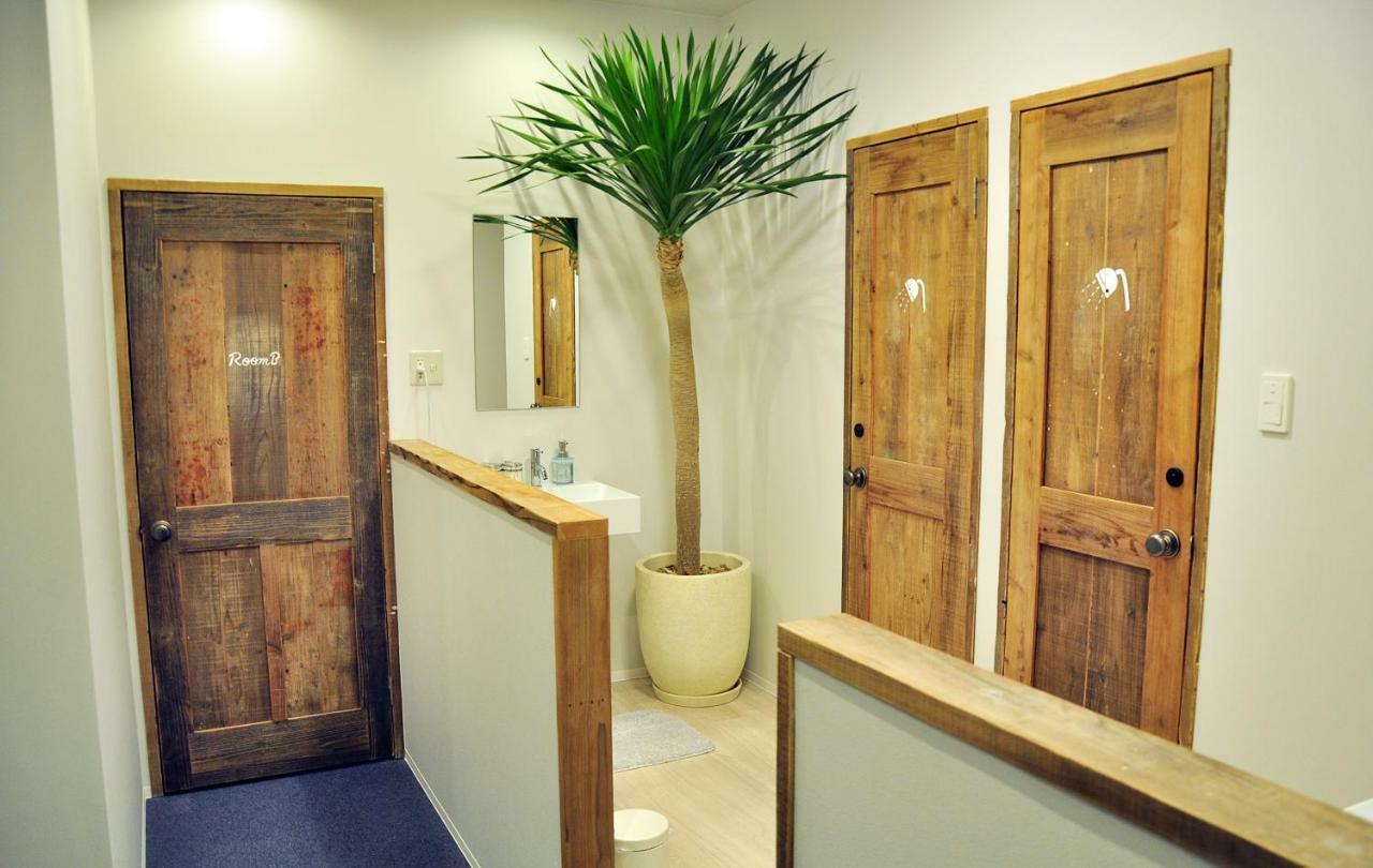 Guesthouse Akicafe Inn Хиросима Экстерьер фото